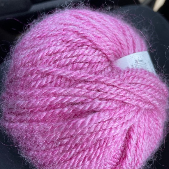 Yarn - Picture 7 of 10